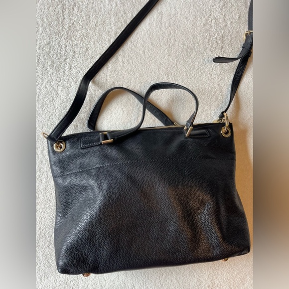 Michael Kors Mira Black Leather Crossbody Bag. Black w gold hardware - Picture 6 of 9